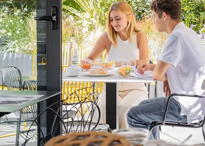 Priori Secret Garden Hotel