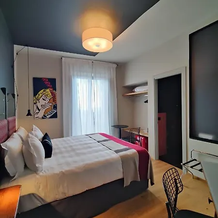 Hotel Priori Secret Garden 4*