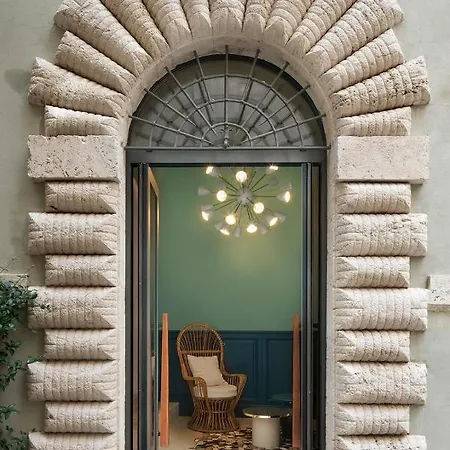 Priori Secret Garden Hotel 4*