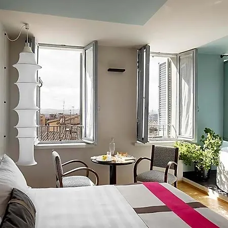 Hotel Priori Secret Garden 4*