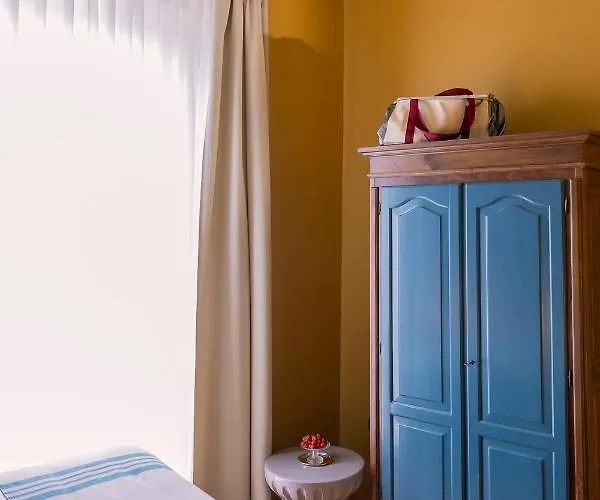 Hotel Priori Secret Garden