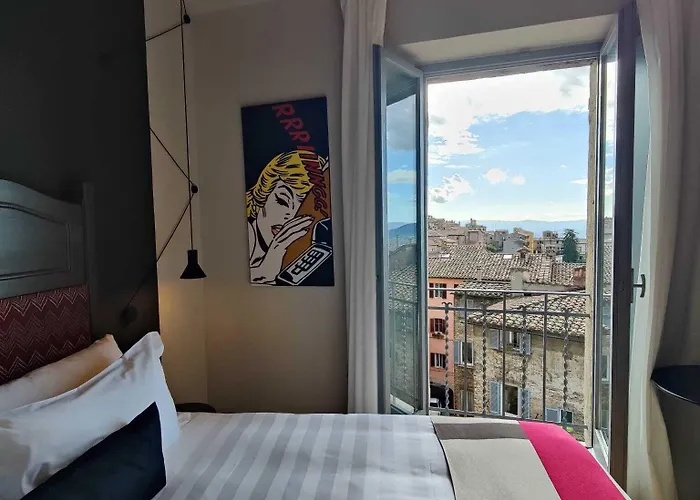 Priori Secret Garden Hotel